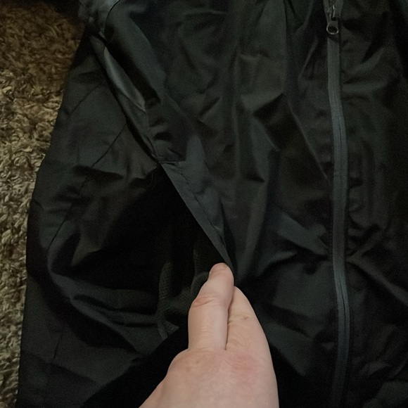 Lightweight windbreaker, size S - Picture 2 of 4